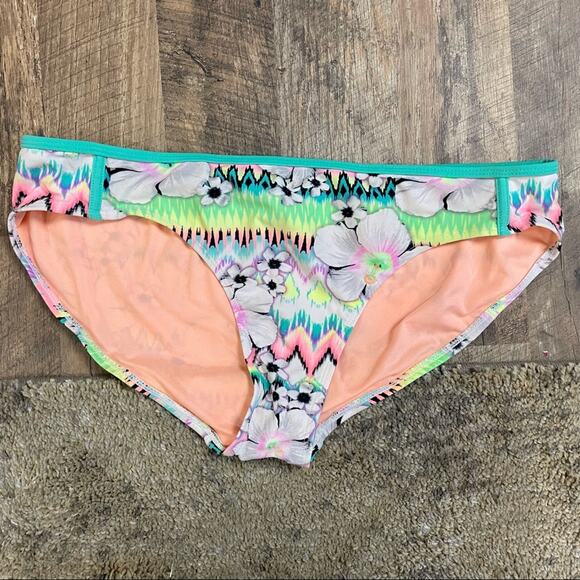 OP bikini floral bottoms solid lace front top - Picture 2 of 13